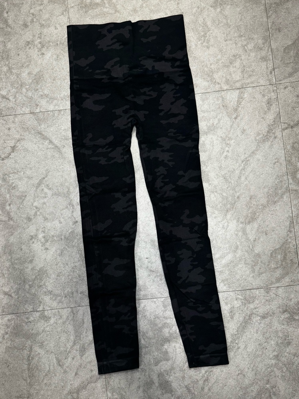 SPANX Black Camo High-Waist Leggings